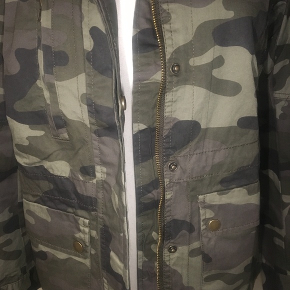 Love Tree Camouflage coat - Picture 7 of 8